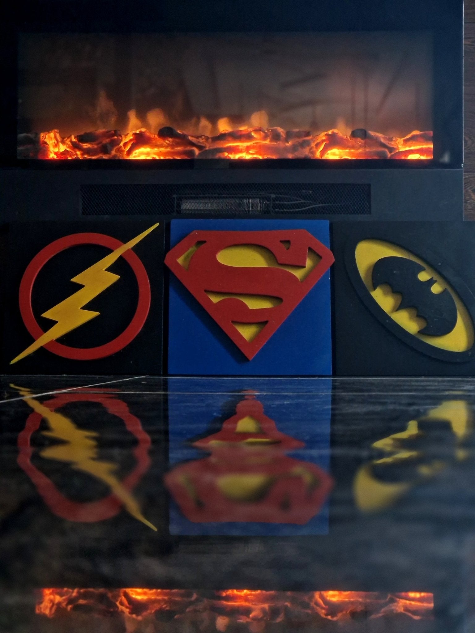 DC LEAUGE - 3D FRAME IN WOODEN ART (IRON - MAN , BAT - MAN , FLASH 30 % OFF) - MINDSTONE
